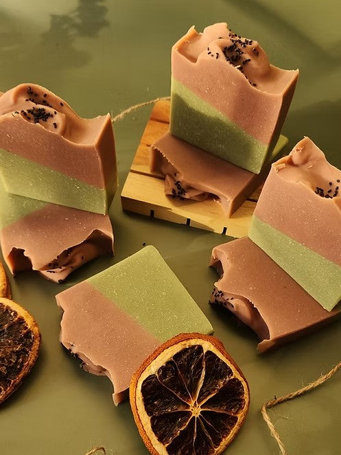 Grapefruit + Basil Oil and Seeds