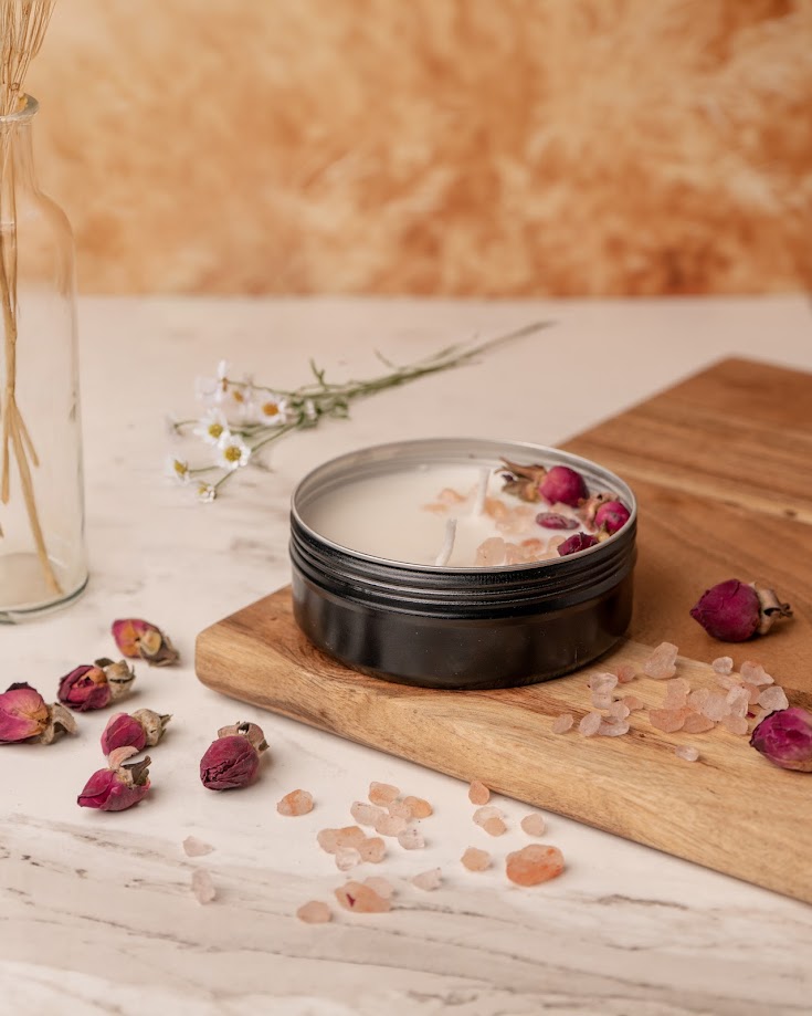 Petal & Amber Tin Candle