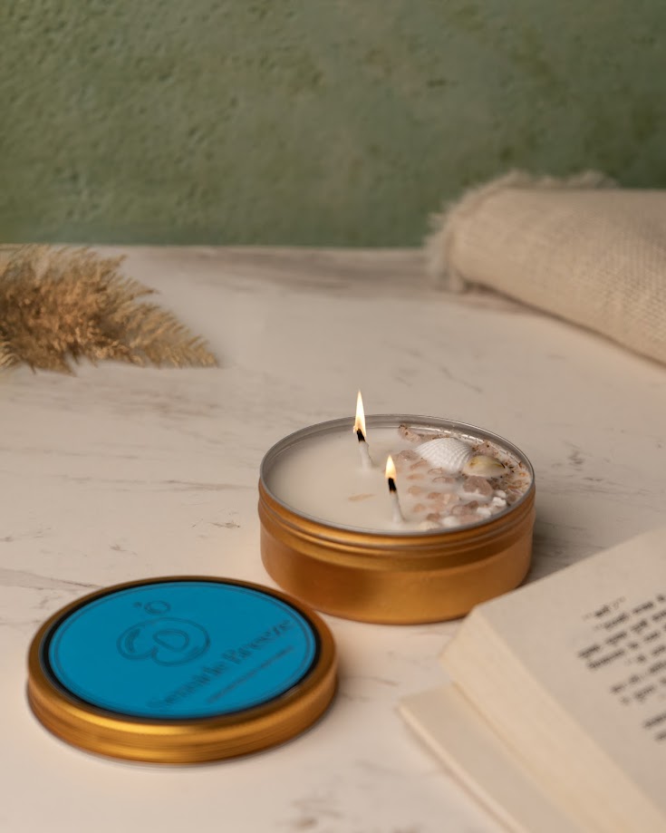 Seaside Breeze Tin Candle